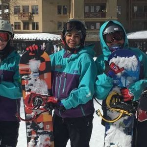 Meet your Posher, Chanel